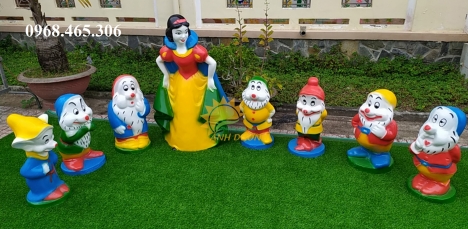 Tượng vườn cổ tích trang trí sân