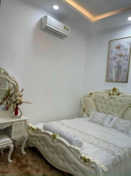 Nhà 3 tầng+sân thượng,Sổ Hoàn Công tại Dĩ An
