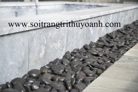 Sỏi đen bóng rải hồ bơi, phòng tắm