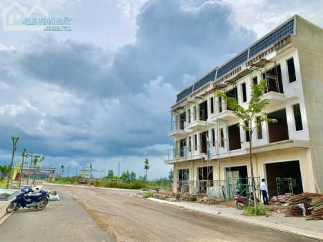 ĐẤT VÀNG ĐỒNG NAI LIỀN KỀ TP. BIÊN HÒA, ĐỐI DIỆN CHỢ SÔNG MÂY GIÁ RẺ 0395.400.014