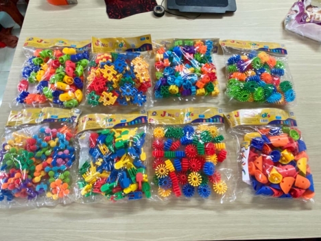 Lego lắp ráp cho bé