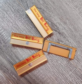 Chuyên thẻ tên nhân viên, name tag, Card visit tại Bắc Ninh