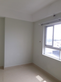 Cho thuê căn hộ 3PN, 2WC, gần Đầm Sen, 6.5tr