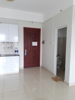 Cho thuê căn hộ 3PN, 2WC, gần Đầm Sen, 6.5tr