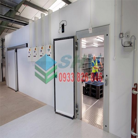 Giá Vách Ngăn Tôn Xốp Cách Nhiệt