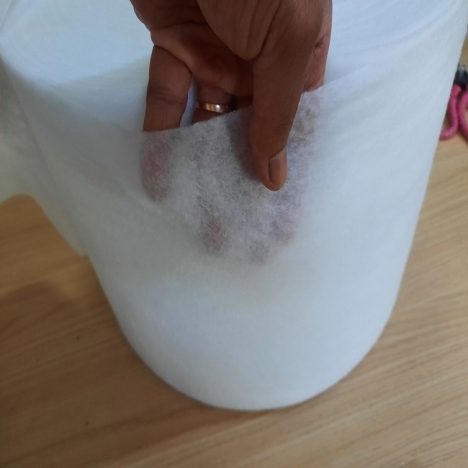 Bông polyester lọc và giữ bụi mịn
