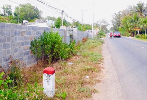 Đất Mặt Tiền 12m Đường Lạc Long Quân-Tiến Thành-Phan Thiết-DT 648m2 có 300m2 thổ cư.