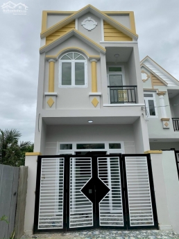 Bán nhà lầu sổ riêng Thạnh Phú 1.63 tỷ, gần cây xăng Thạnh Phú, hẻm thông ô tô