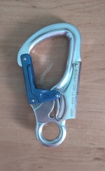 Móc liên kết leo cao H7102 Adela