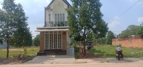 Bán 150m2 Đất MT Đường  25m Tại Tx. Bến Cát 800tr