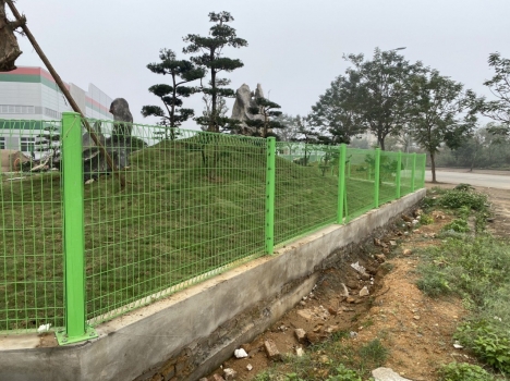Hàng Rào Lưới Thép Hàn Mạ Kẽm Sơn Tĩnh Điện, Nhúng Nóng , Gập 2 Đầu, Chấn 2 Sóng, 3 Sóng ,....