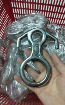 Khóa trượt dây đu thi công công trình