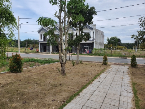 Đất TTHC Bàu Bàng sổ sẵn 90m2