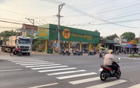 Cần 800tr, Bán Mảnh 6x30 Ngay TTHC Đồng Phú Liền Kề KCN