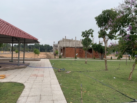 Bán đất ngay mặt tiền Q,13 - sỏ sẵn