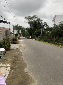 Cần bán lô đất Điện Tiến có sổ sát đường nhựa , sẵn sổ đỏ