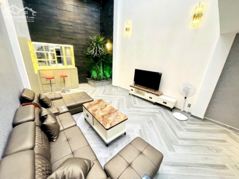 Bán nhà phố liền kề Đường Quang Trung, Phường 10, Quận Gò vấp