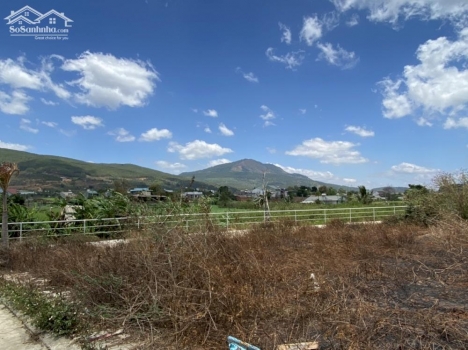 Chủ bán gấp lô đất 2 mặt tiền sẵn thổ cư tại Hiệp Thạnh, Đức Trọng