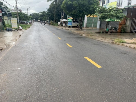 Nhà mặt tiền Thống Nhất- Đức Trọng cách nhà hàng Nam Giang chỉ 100m giá 3.5 tỷ.