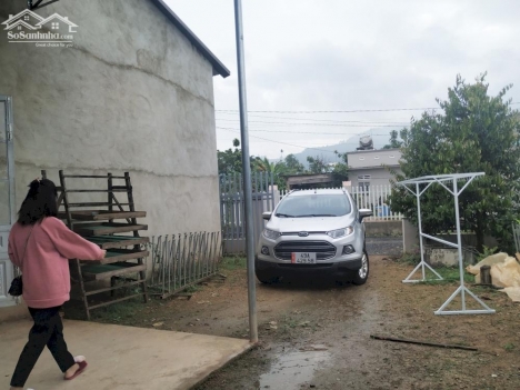 Chủ kẹt tiền bán gấp nhà đất 402m2 full thổ cư sẵn nhà 3 PN tại Đức Trọng ( Giá ngộp)