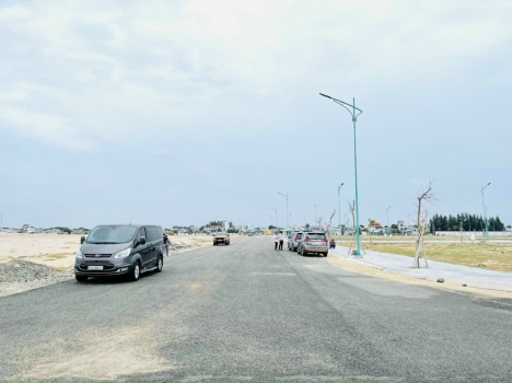 Đất nền KĐT biển đầu tiên trong trung tâm Lagi, sổ đỏ sở hữu lâu dài