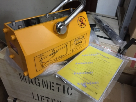 Cục hít nam châm 1000kg Kawasaki, Đại lý cung cấp nam châm cẩu hàng