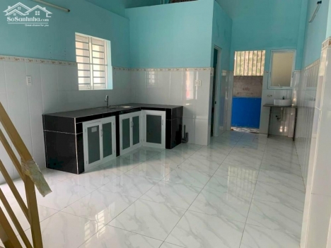 bán nhà ngay ngã tư nhà đỏ đường ôtô