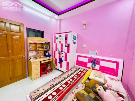 Bán căn nhà Nguyễn Văn Lượng p17 gv! DT: 4.5m X 10 đúc lửng 2 lầu ST trước sau.