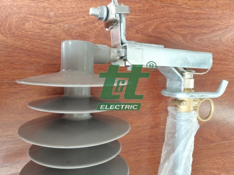 Cầu Chì Tự Rơi Dtr 22Kv 24Kv 27Kv 35Kv Fco Trung Thế