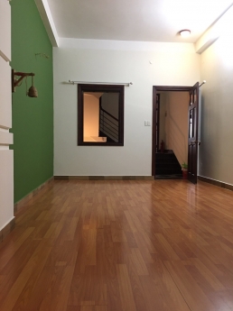 Cho thuê nhà tại Xô Viết Nghệ Tĩnh, P26, Bình Thạnh, dt 4x23