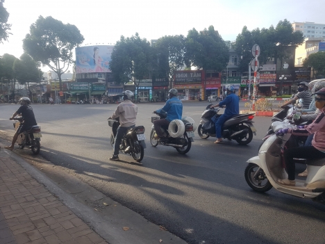 Cho thuê mặt bằng dt ngang 10m ngã tư giếng nước, tp vũng tàu