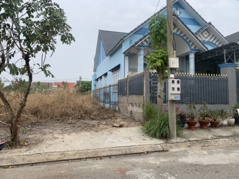 CẦN BÁN GẤP 2 LÔ ĐẤT ĐƯỜNG VÀNH ĐAI 4 - KCN MỸ PHƯỚC 4 TRẢ NỢ CHO CON