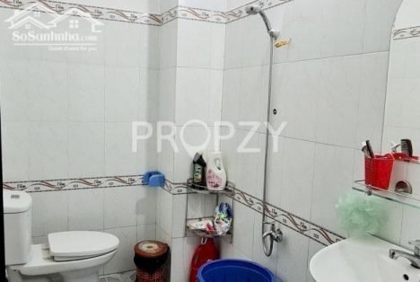 Cho thuê nhà 5x15 , 1 Trệt 2 Lầu ,có 5 phòng ngủ