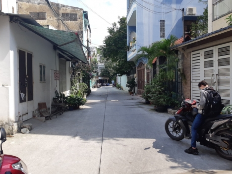 Cho Thuê Nhà Cấp 4 (Trệt) hẻm xe tải Nguyễn Trãi, P.3, Q.5. Giá 6 Triệu.