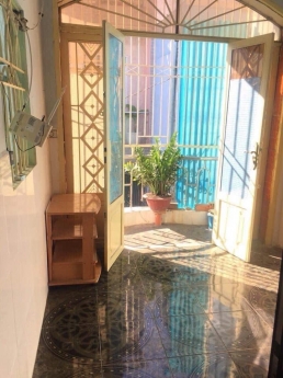 Cho Thuê Nhà Nguyên Căn Trần Xuân Soạn, P. Tân Thuận Tây, Quận 7. Giá 5 Triệu.