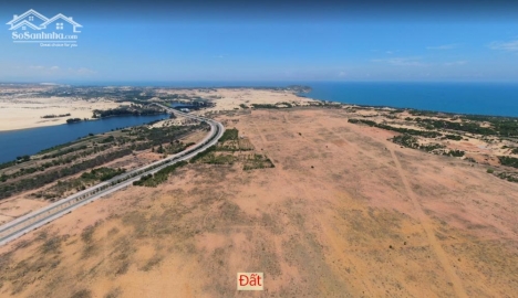 Giá từ 300k/m2, view Bàu sẵn sổ, vuông vức, có đường