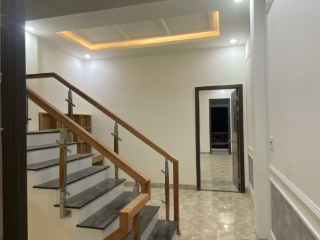 Nhà 2 Lầu 1 Trệt - 4 P.Ngủ - Diện Tích 68 m2 - Thuận An -Bình Dương