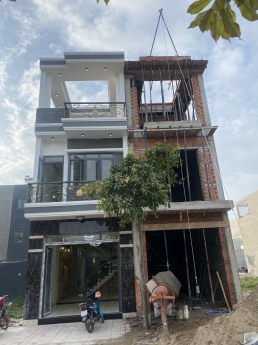 Nhà 2 Lầu 1 Trệt - 4 P.Ngủ - Diện Tích 68 m2 - Thuận An -Bình Dương