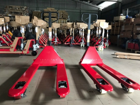 XE NÂNG TAY 2 TẤN - 2.5 TẤN - 3 TẤN