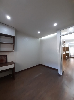 Cần bán nhà tập thể C7 Hoàng Ngọc Phách