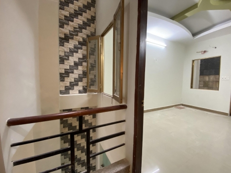 Bán gấp Nhà 4 tầng, chỉ 7.8 tỷ, VIP Nguyễn Phúc Chu - Hoàng Bật Đạt.