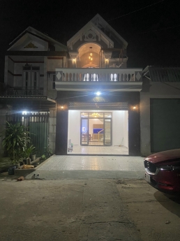 Nhà Lầu Trệt - Sân Xe Hơi - Tặng Full Nội Thất