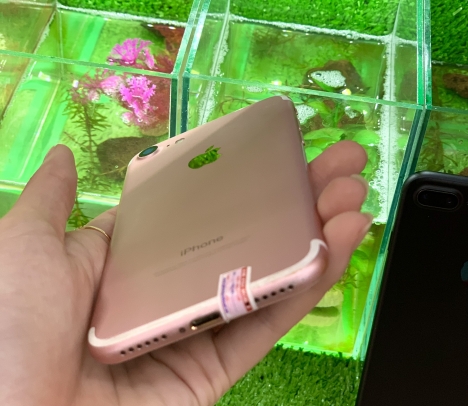 Còn 3 con IPHONE bán nhanh