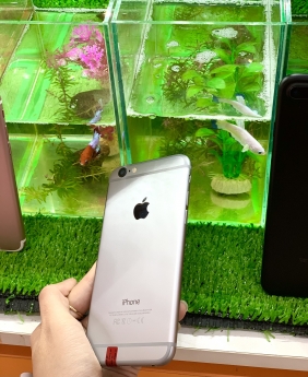 Còn 3 con IPHONE bán nhanh