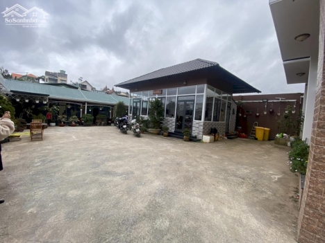 CẦN BÁN KHÁCH SẠN SÂN VƯỜN ĐƯỜNG ĐINH CÔNG TRÁNG, 800M2 CHỈ 26TY