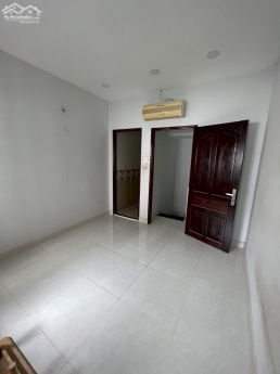 Nhà nguyên căn, hẻm xe hơi tại phường Tân Định