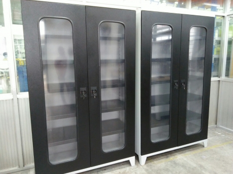 Tủ treo dụng cụ