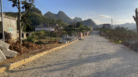 CẦN BÁN GẤP LÔ ĐẤT 400 M2  TRUNG TÂM TT MỘC CHÂU GIÁ RẺ