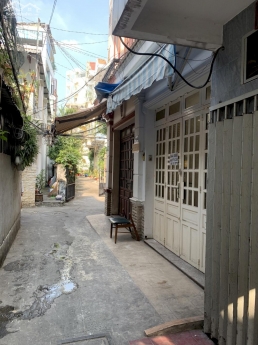 Nhà nguyên căn, hẻm xe hơi tại phường Tân Định