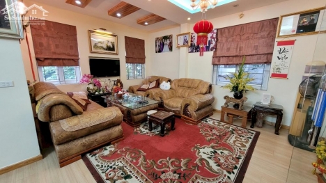 Bán biệt thự triệu đô phố Nguyễn Trãi, nhà đẹp, nội thất sang trọng, vị trí đỉnh 156m2*3t, 9.2m mặt